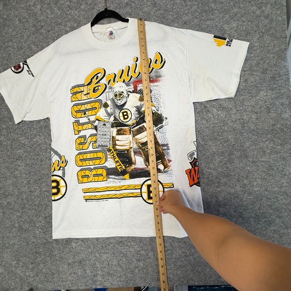 Vintage Boston Bruins NHL Hockey Goalie Graphic Men's T-Shirt White One Size - Picture 6 of 14